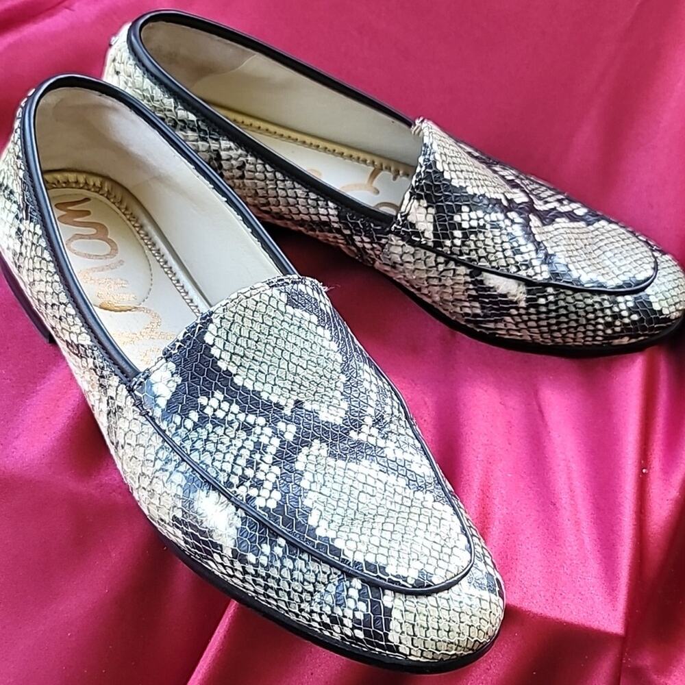 SAM EDELMAN sz8.5 snakeskin slip on premium leather loafer